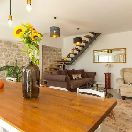 Villa O'zrna Klis