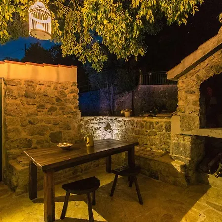 O'zrna Villa