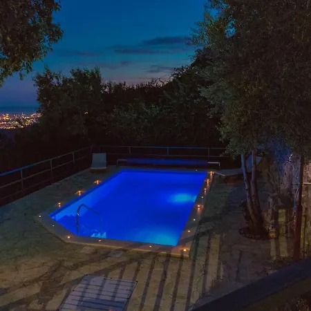 O'zrna Villa Klis