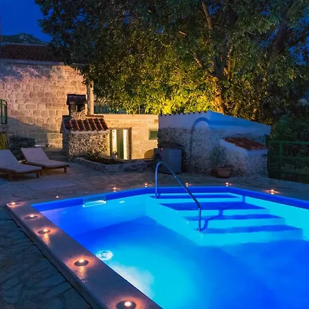 Villa O'zrna *