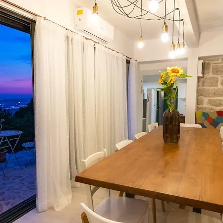O'zrna Villa *