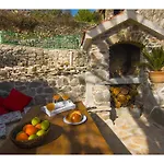 O'zrna Villa